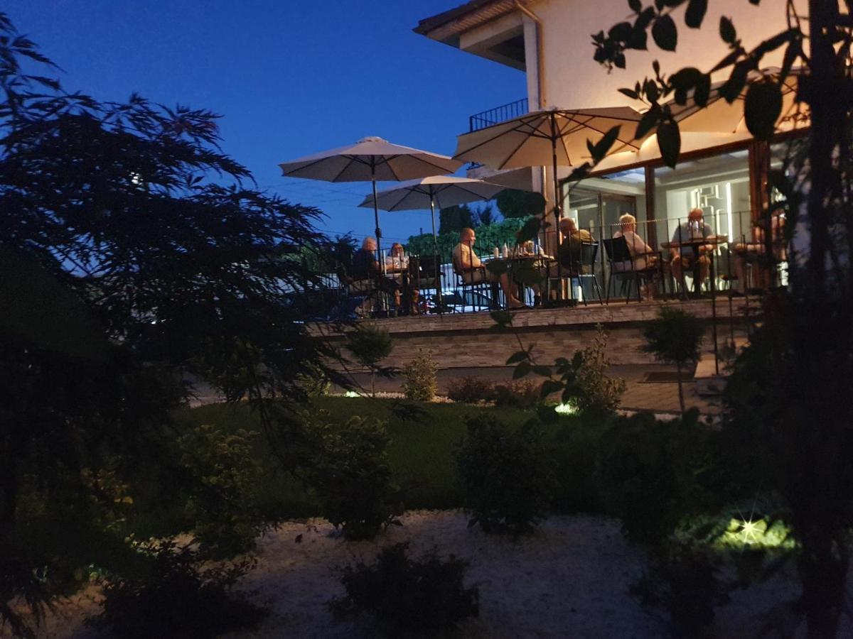 Pensiunea Mystique Arad Exterior foto